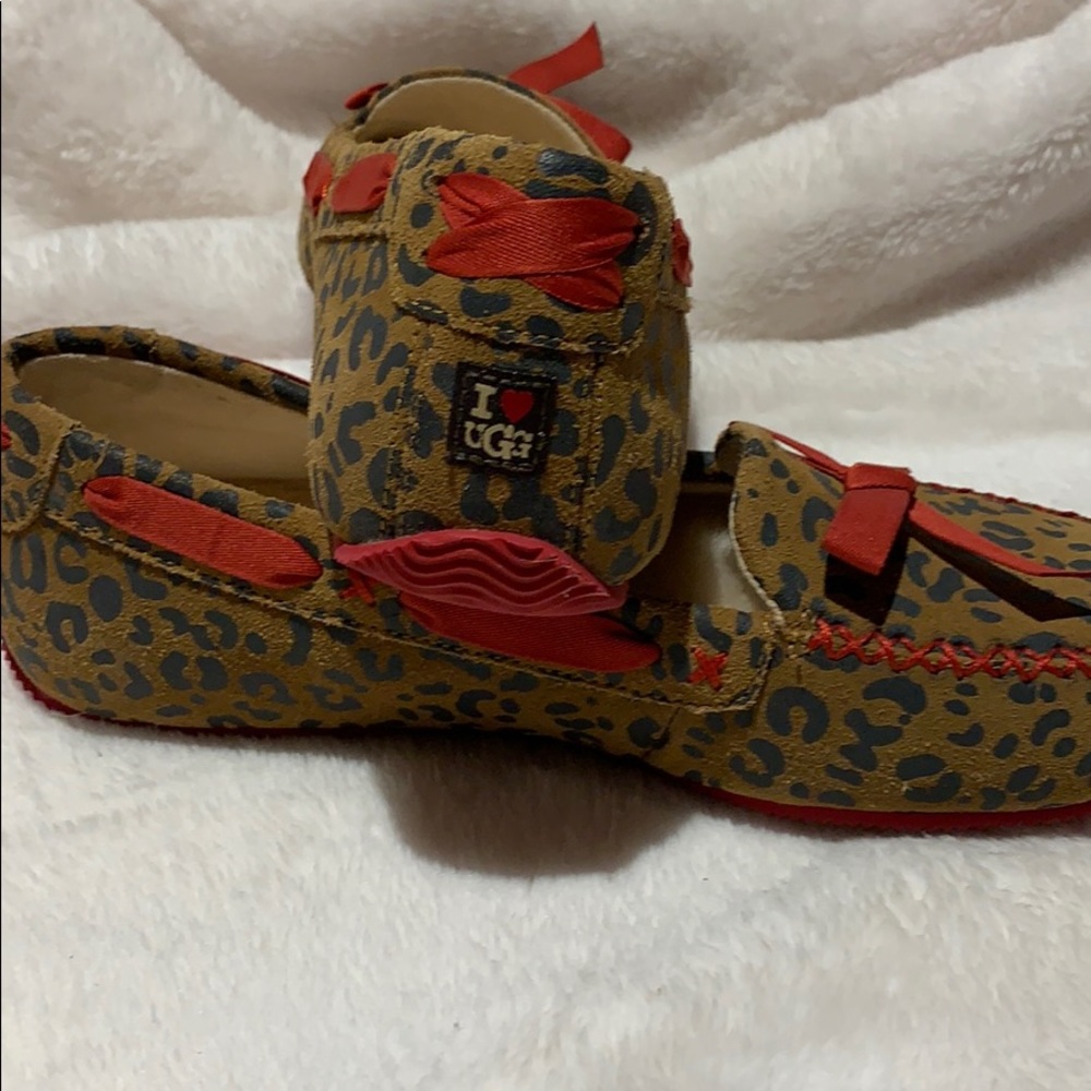 Ugg slippers size 7